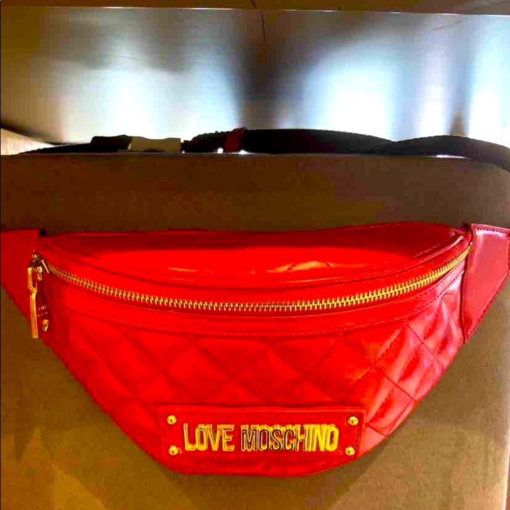 Love Moschino Bun Bag - RED